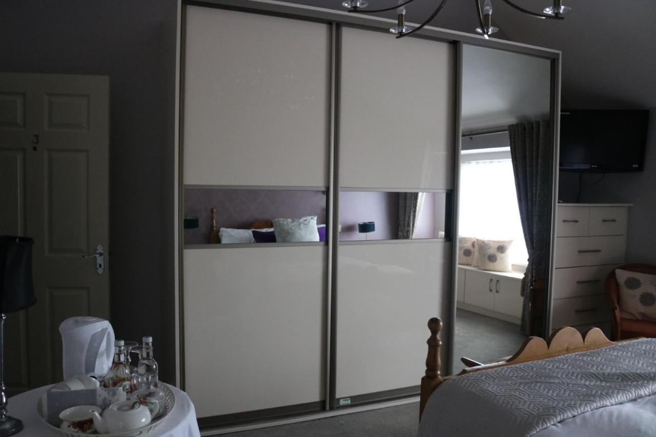 New Park Hotel Athenry Extérieur photo